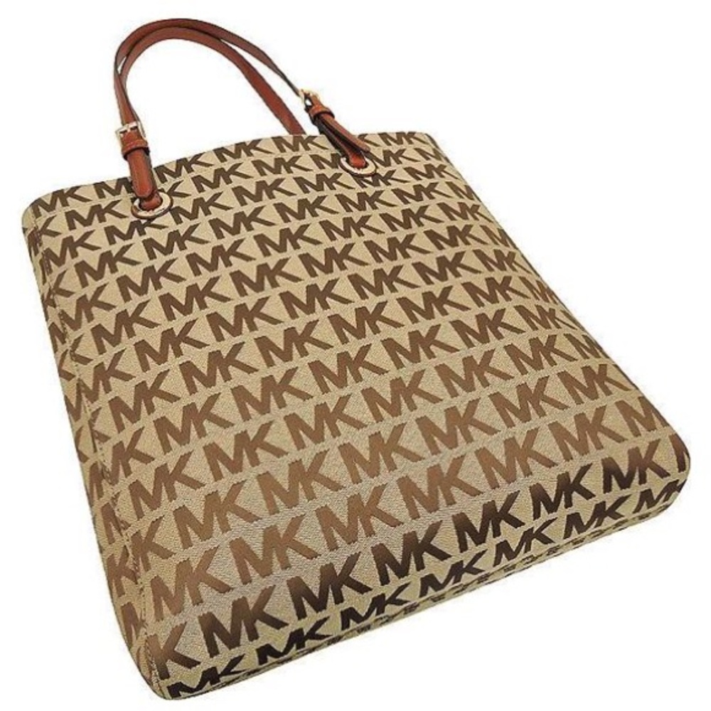 Michael Kors Tote